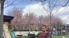 Dragoș Bucur lansează un proiect cu criptomonede: “Vreau libertate, să lucrez de pe o plajă din Grecia”