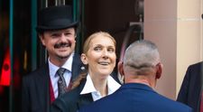 Imagini emoționante cu Celine Dion! Artista a făcut baie de mulțime la Paris, în timp ce se vehiculează că a ajuns în capitala Franței pentru a cânta la ceremonia de deschidere a Jocurilor Olimpice