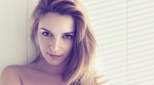 Adio inhibitii, adio haine! Diana Dumitrescu, goala-pusca intr-un pictorial incendiar facut de fostul ei sot, Ducu Ion