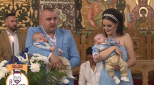Vasilică Ceterașu, copleșit de emoții la botezul gemenilor săi. Imagini de la petrecerea fabuloasă