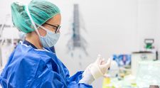 Coronavirus: Un tratament pe bază de plasmă umană ar putea grăbi vindecarea pacienților infectați 