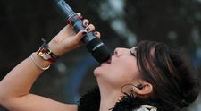 Andra, asa cum nu ai mai vazut-o niciodata. Cum arata vedeta NEmachiata si NEcoafata in cea mai recenta imagine