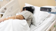 A crezut că are intoleranță la lactoză, însă medicii au diagnosticat-o cu cancer! Simptomele pe care o femeie le-a ignorat până în ultima clipă: „Mi-au spus că au găsit o tumoră mare”