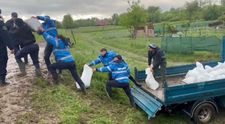Alertă extremă de inundații în trei mari zone din România! Zeci de gospodării se află sub apă