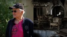 Irinel Columbeanu s-a întors în vila de la Izvorani. Fostul milionar și-a îndeplinit una dintre cele mai mari dorințe și a revăzut locuința în care a stat în anii săi de glorie: „Nu-mi pare rău de nimic”
