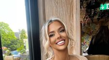 Chip de păpușă și corp de model! O lituanianca de 28 de ani face senzație de pe net: 1 milion de oameni îi adoră postările