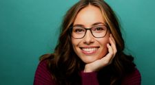 VIDEO Ce ochelari de vedere sunt la modă? Dana Savuica ne arată câteva modele