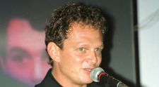 Cum a reacționat mama lui Leonard Miron când a aflat că fostul prezentator TV este gay