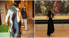 Asta da aroganță! Iubitul a închiriat Muzeul Luvru pentru o seară romantică, iar vedeta s-a plimbat desculță printre operele de artă