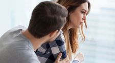 O femeie nu a mai avut relații intime cu soțul ei, și nici nu l-a mai sărutat, de aproape patru ani. Care este motivul