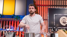 Masterchef, 16 septembrie. Antreprenorul Alex Schmutzer a adus mâncarea preferată din copilărie. Reacția lui Florin Dumitrescu: ”Asta e mâncare de copii... Tu ești mai pilaf decât pilaful”