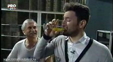 Smiley nu a putut sa bea oua de prepelita! I-a fost prea scarba! VIDEO EXCLUSIV