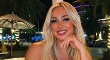 Raluca Zenga, apariție răvășitoare la 43 de ani. S-a fotografiat într-un costum de baie minuscul. Cum arată în prezent fosta soție a lui Walter Zenga