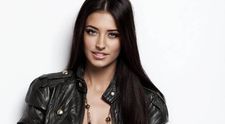 Antonia, copilaroasa si sexy in acelasi timp. Super imagini cu artista din culise