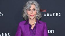 Jane Fonda sau arta de a trăi cu eleganță! La 86 de ani, actrița a făcut furori pe covorul roșu de la Gala Time 2024