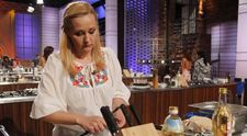 Elena Lasconi, specialista in deserturi delicioase. 