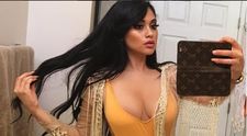 La 20 de ani spune ca are posteriorul mai mare decat al lui Kim Kardashian. Cum arata corpul lui Jailyne Ojeda Ochoa