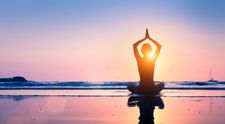 VIDEO Cum introducem yoga în rutina noastră zilnică