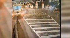 VIDEO: Imagini cu accidentul din Sibiu, în care o femeie a murit, după ce mașina în care se afla a intrat în două autobuze