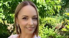 Andreea Marin, apariție surpriză la o petrecere mondenă. Vedeta a venit însoțită de iubitul ei