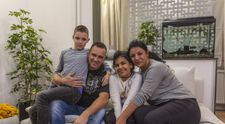 Familia Dumitrascu a inceput o viata noua cu ajutorul echipei Visuri la cheie!