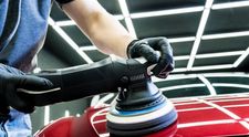 (P) Cum să elimini eficient zgârieturile de pe caroserie cu polish auto