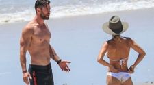 Soția de origine română a lui Chris Hemsworth a stârnit o controversă uriașă pe net! Ce i-a făcut unui copil, de ziua lui