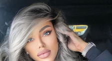 E mereu în atenția publicului, dar puțini știu cum arată sora ei. Bianca Drăgușanu s-a pozat alături de Oana, de ziua ei