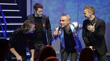Robbie Williams va cânta din nou cu Take That, trupa cu care a cunoscut celebritatea