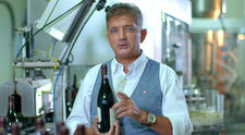 Curs de somelier cu Sergiu Nedelea. Cum te poți înscrie și ce vei învăța