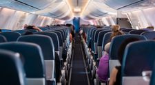 Revoltă la bordul unui avion! Cinci pasageri, obligați să coboare pentru că erau „prea grei”: „Am crezut că e o glumă”. Ce a urmat