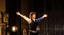 Romanian Creative Week. Dansatorul Jesús Carmona, cunoscut drept „A fenómeno”, spectacol cu sala în picioare