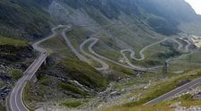 Transfagarasanul, pe primul loc in topul celor mai frumoase sosele din lume: 15 drumuri care iti taie respiratia. FOTO