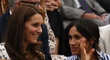 Zvonurile potrivit cărora Kate și Meghan s-ar urî au ajuns la urechile Reginei. Ce decizie a luat aceasta