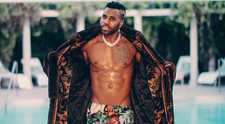 Imaginea cu Jason Derulo în slip, care a creat isterie pe internet. Ce i-a uluit pe fanii cântărețului