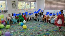 Scene revoltătoare la o grădiniță din Gorj! Mama unui copil cu sindrom Down susține că fiul său a fost discriminat de educatoare: „M-a durut”