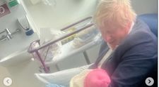 Boris Johnson şi soţia sa, părinţi pentru a patra oară. Este al nouălea copil al fostului premier britanic FOTO