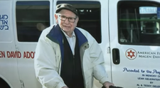 A supraviețuit Holocaustului, dar a murit călcat de un BMW. Cine e Jack Mikulincer
