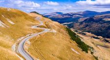 Se redeschide circulația pe Transalpina, dar se scumpensc biletele de tren. În ce condiții se întâmplă aceste lucruri?