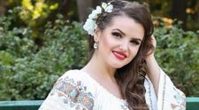 Lucreția Goagea, apariție fermecătoare în platoul La Măruță. Cum arată interpreta când nu poartă costumul popular