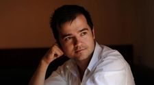 Ce familie frumoasă are Laurențiu Duță! Cum arată soția și fiica artistului