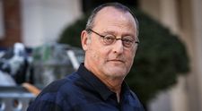 Jean Reno, legendarul actor din Léon, debutează ca scriitor cu thrillerul „Emma”