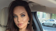 Angelina Jolie de Rusia. Cât de bine arată vedeta care seamănă izbitor cu celebra actriță