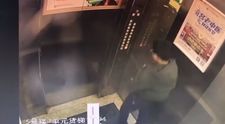 Dovada ca exista karma! Ce a patit un tanar imediat dupa ce a urinat in lift
