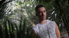 Cum s-a descris descris Emil Rengle în prima zi la Survivor. “România mi-a cunoscut energia feminină”