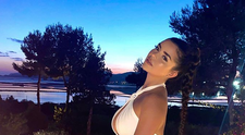 Demi Rose, ședință foto în Ibiza. Cum a pozat cea mai îndrăzneață vedetă britanică
