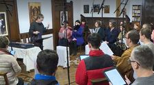 Biserica Anglicană din București a fost gazda înregistrărilor sonore pentru documentarul „Tovarășu'”. Când apare producția despre România comunistă