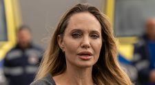 Decizia șocantă luată de Angelina Jolie: Primește 25 de milioane de dolari și dispare din showbiz! Își face bagajele și pleacă de la Hollywood într-o țară din Asia cu doar 13 milioane de locuitori