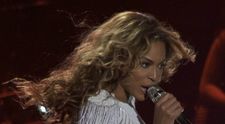 Cea mai sexy tinuta de pana acum. Beyonce si-a uimit fanii in deschiderea noului ei turneu mondial cu o alegere mai mult decat indrazneata