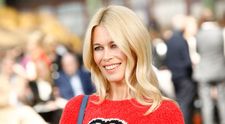 A împlinit 50 de ani, dar arată ca la 20! Claudia Schiffer, dovada că vârsta este doar un număr